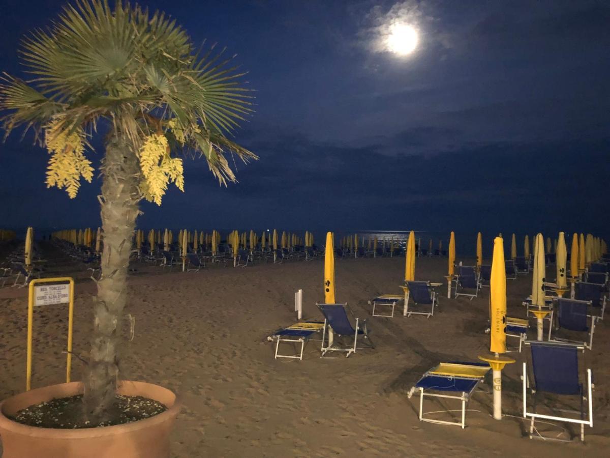 Residence Alba D'Oro Solo Famiglie Lido di Jesolo Esterno foto